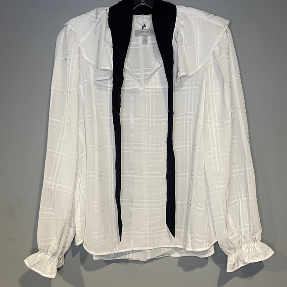 Cupio White Blouse With Black Bow Size Small - Picture 2 of 8